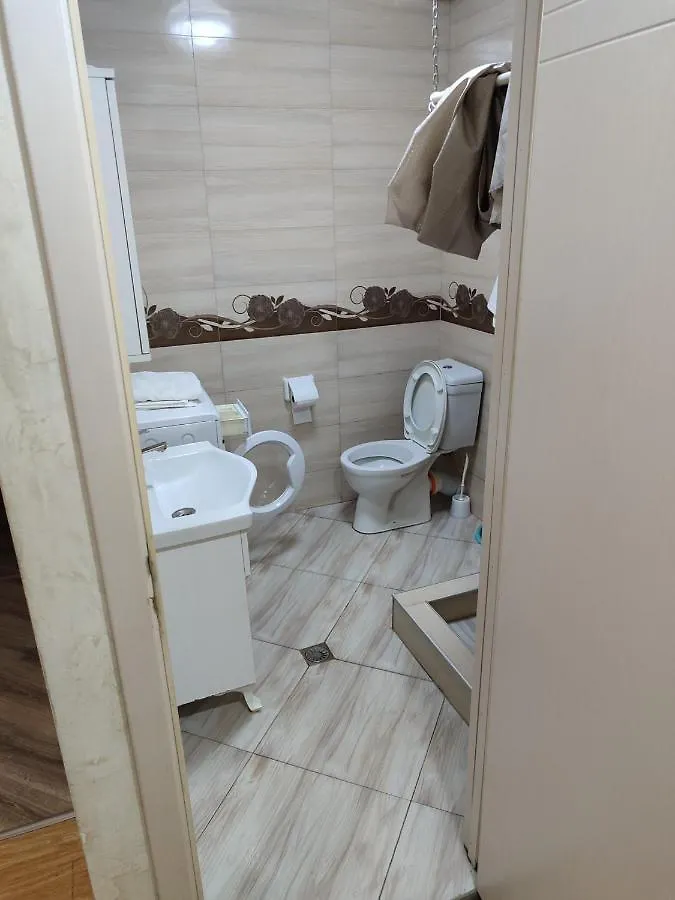 Three Rooms Appartment With Two Separate Sleeping Rooms. Batumi