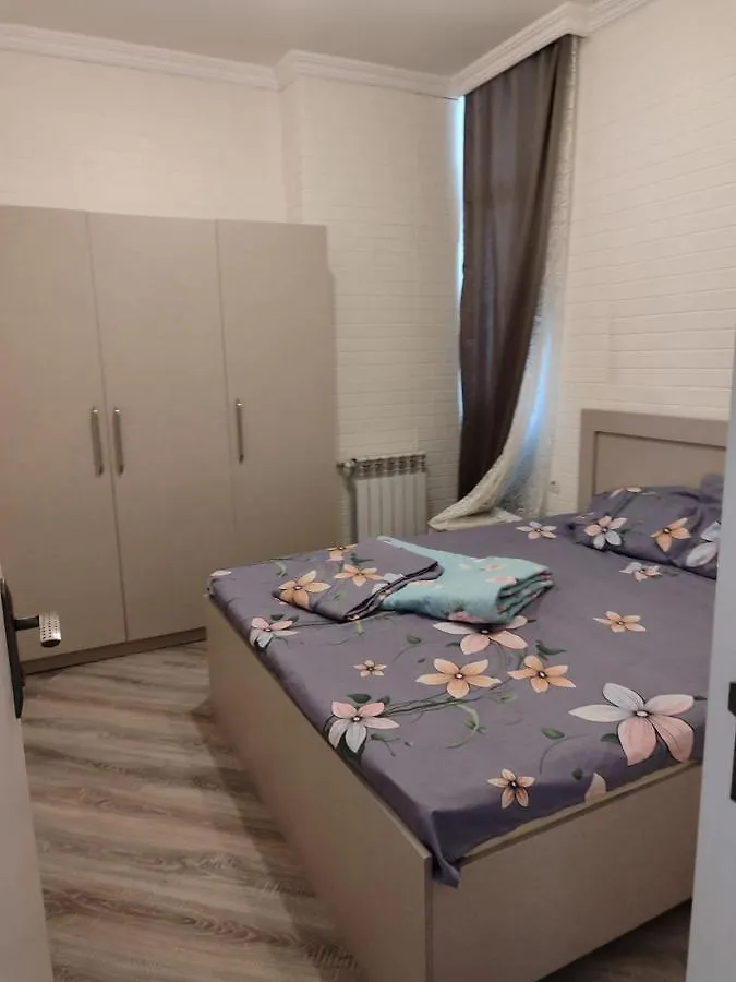 Three Rooms Appartment With Two Separate Sleeping Rooms. Batumi 0*,