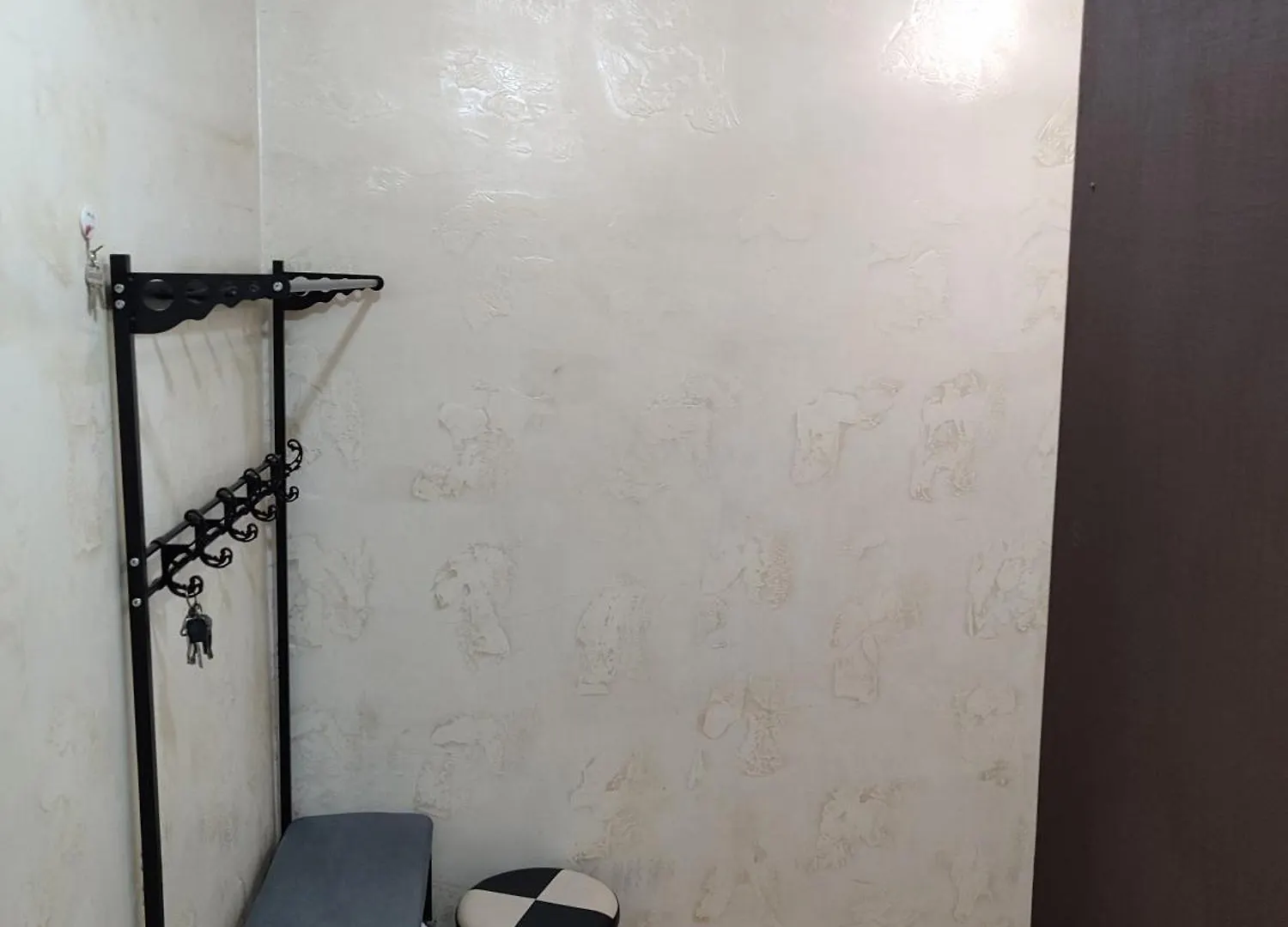 Three Rooms Appartment With Two Separate Sleeping Rooms. Batumi